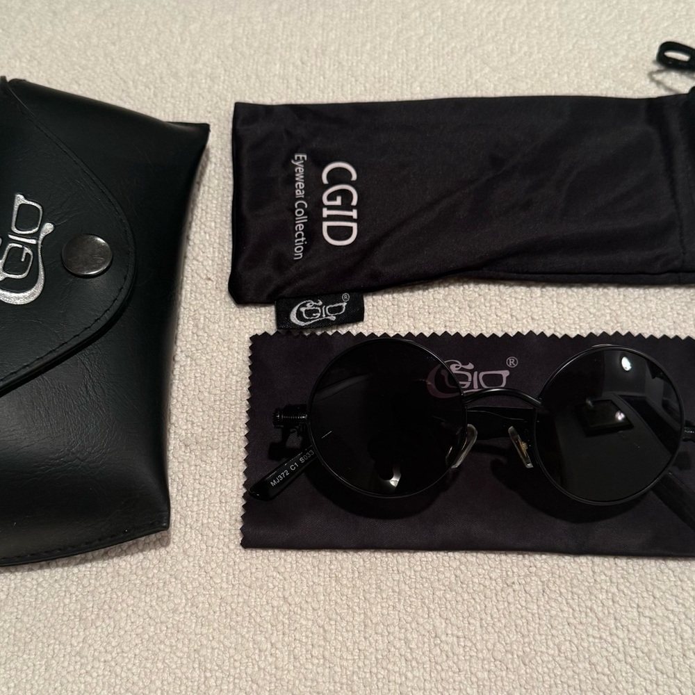 CGID Black Round Sunglasses